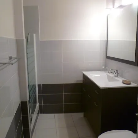 Karolina - Misericorde Cannes